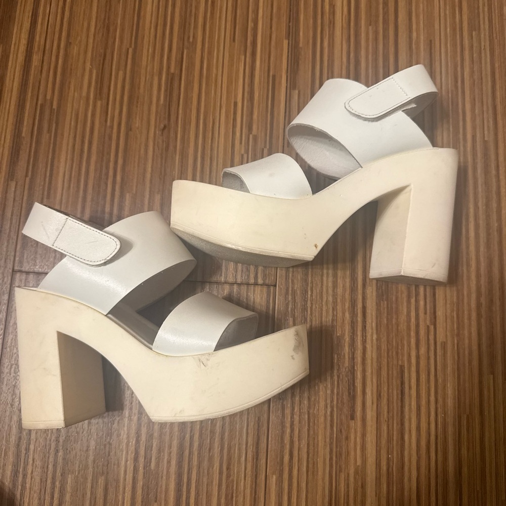 Steve Madden White Platform Heels - 7